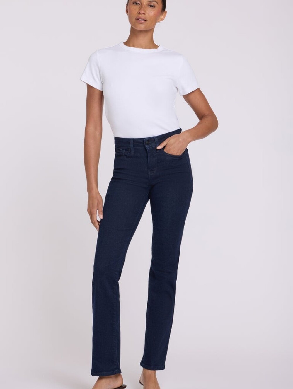 NYDJ Marilyn Straight Leg Jeans in Dark Indigo Sz.16W. L.31". R.11".W.38". EUC!